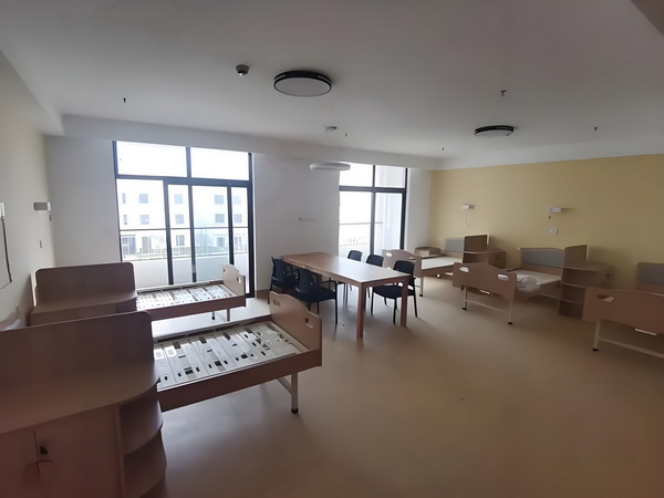 入深圳户口需要多长时间_飓风弗洛伦斯来袭美国170万居民急撤离公路拥堵 飓风弗洛伦8月日9时