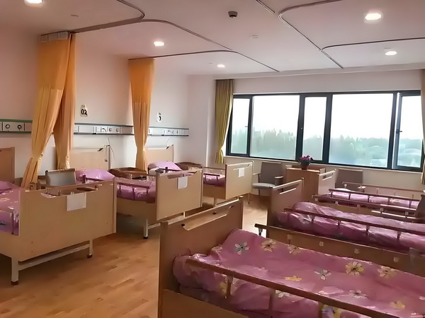 深圳技师学院可以入深户吗_八旬老妪获刑两年半欲保外就医被拒河北监狱回应 